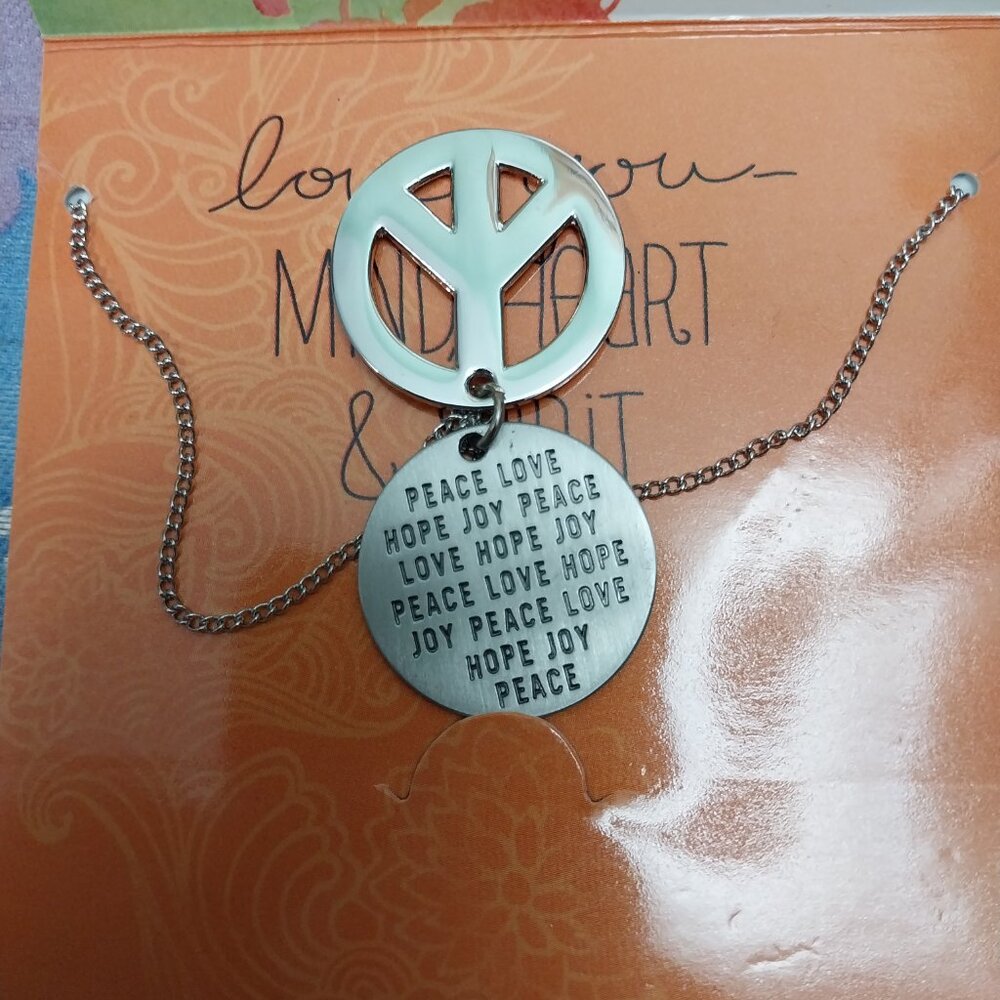 3159 Set of Two Necklaces On Greeting Cards From Hallmark - Picture 5 of 7